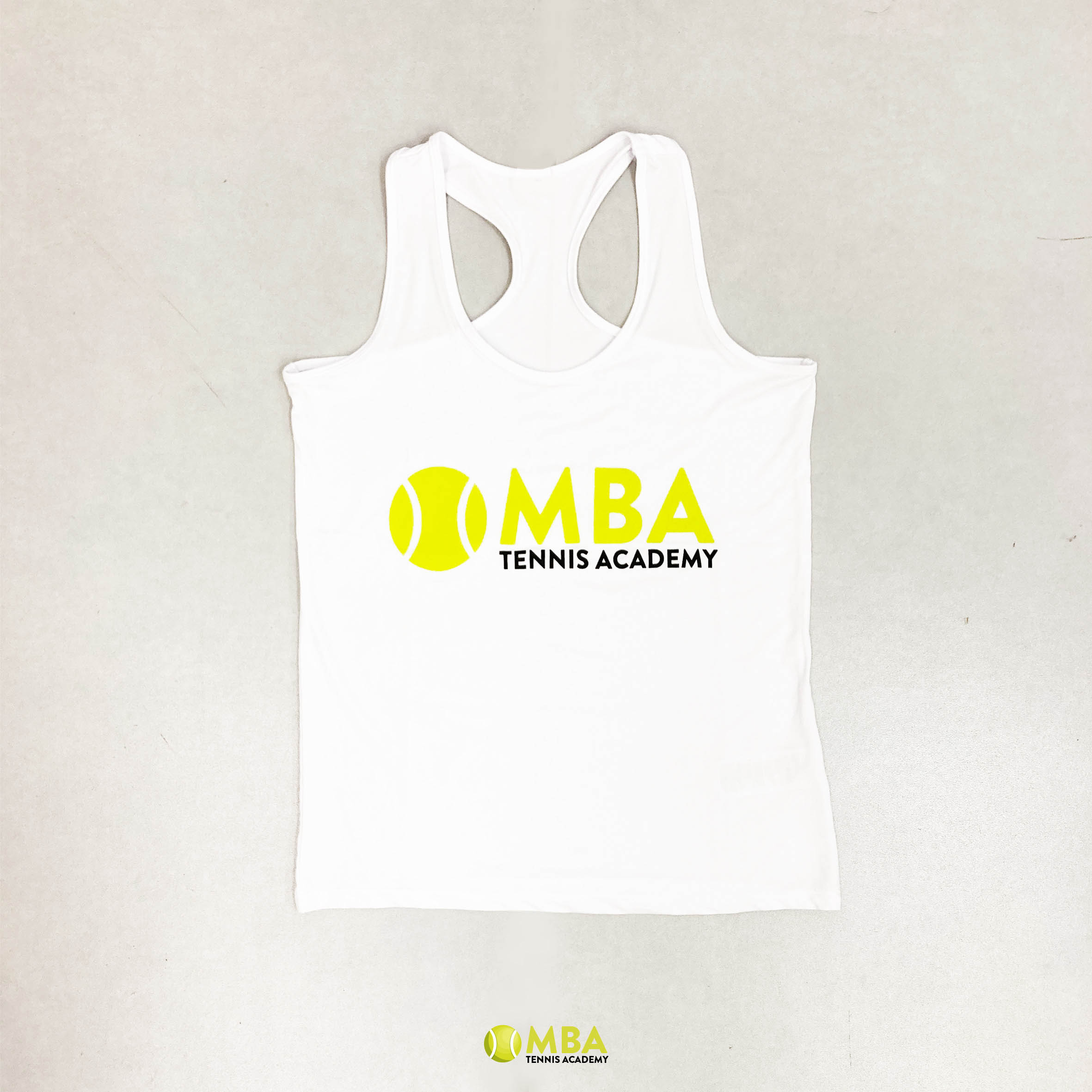 MBA-Tennis-Academy-camiseta-blanca-mujer-2