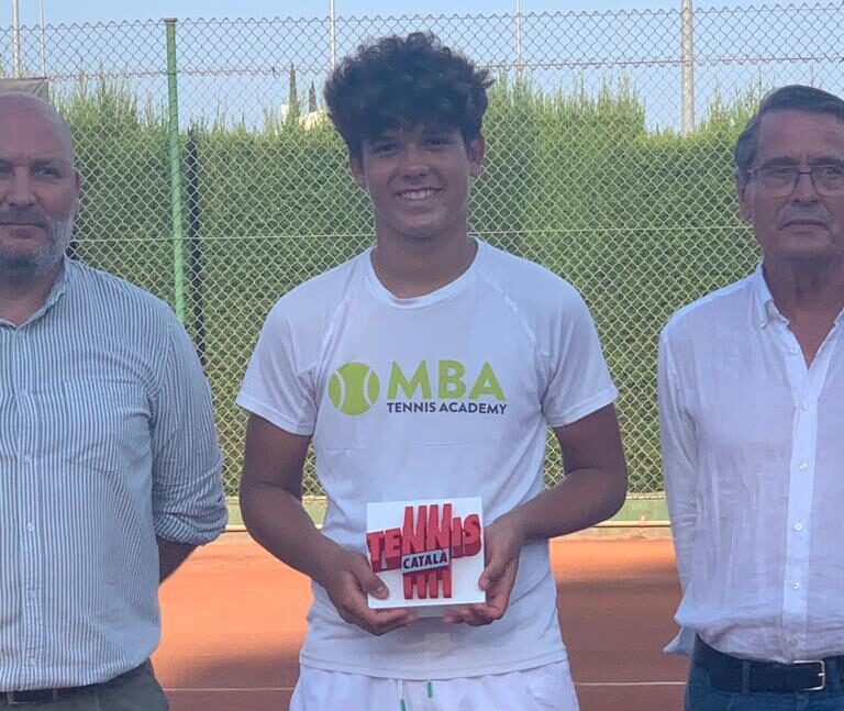 Marc Puig subcampeon de cataluña Sub 15 _ MBA Tennis Academy