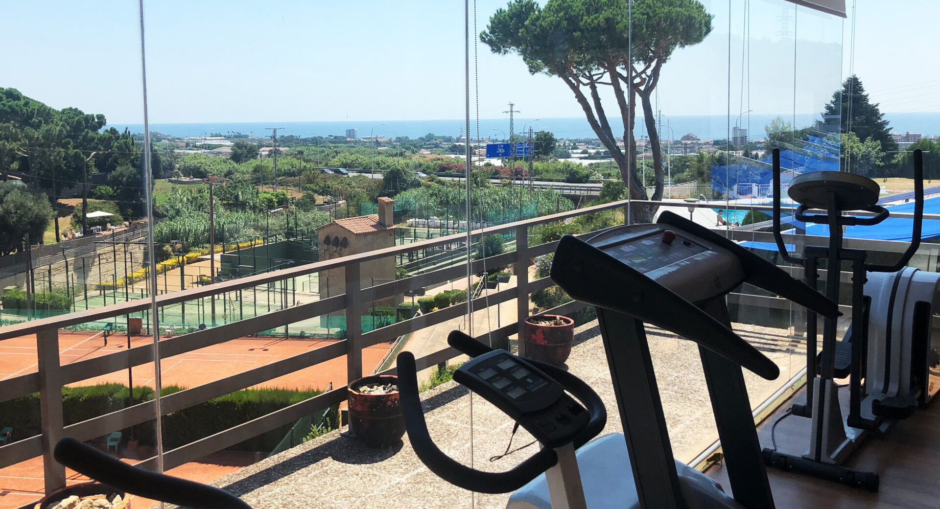Slider Campus MBA Tennis Academy - Gimnasio