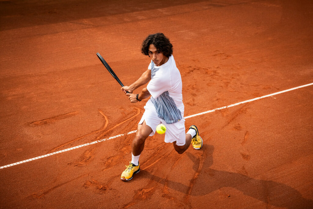 CLASES DE TENIS PARA ADULTOS MBA TENNIS ACADEMY