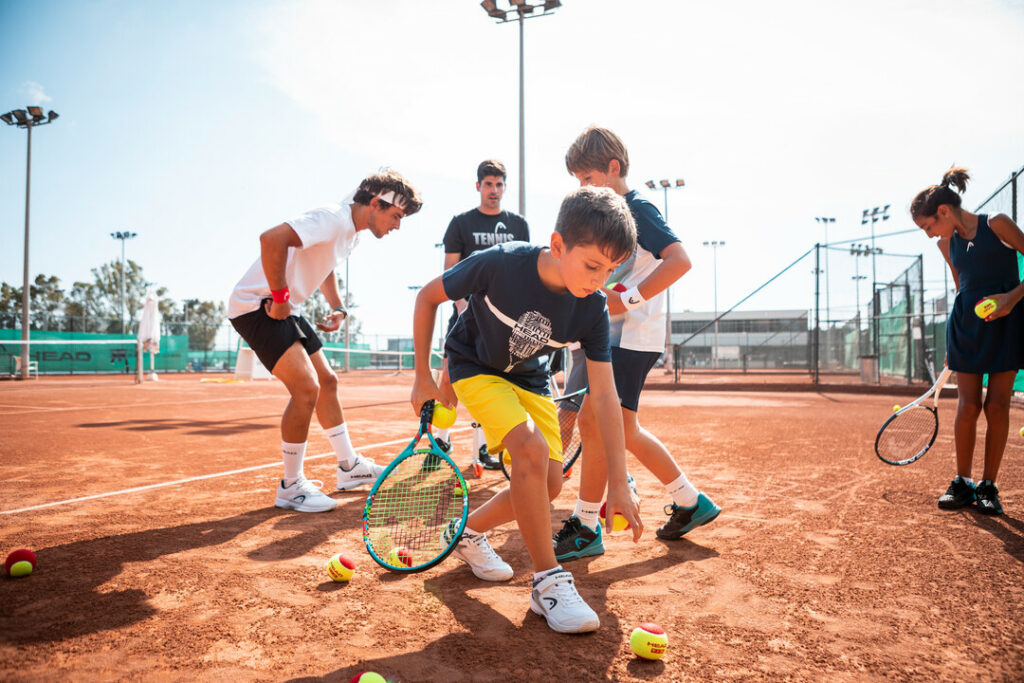 Summer tennis camp in Maresme: competitive training and fun